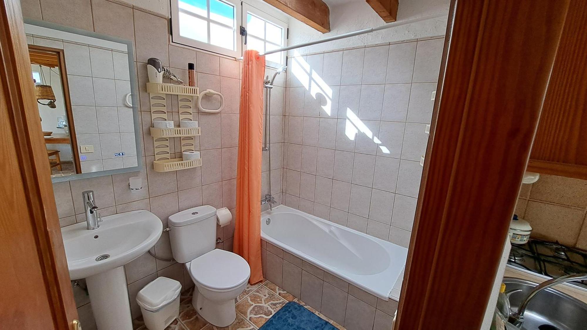 Inviting 1-bedroom House 'esquina' Vistamar Apartament